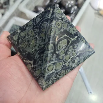 100 мм Натурален малахитово пирамидална кварцов кристал, проби минерална порода, лечебен украса, удаляющее отрицателна енергия в дома Декор
