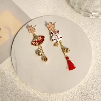 Тенденцията женски японски обеци с пискюли във формата на цвете Сакуры, Красиви асиметрични висящи обеци с животни, Модерни Нови Бижута
